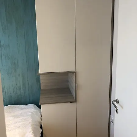 Apartment 5 Stars With Free Garage Place Novi Sad