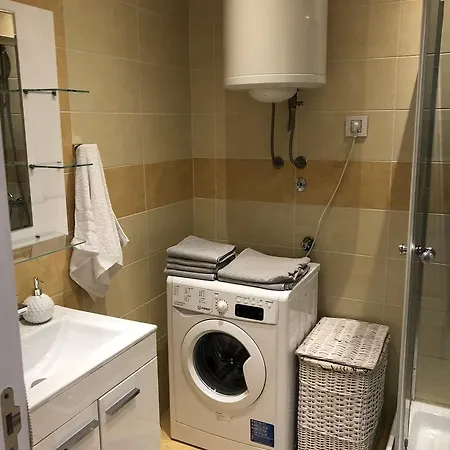 Apartment 5 Stars With Free Garage Place Novi Sad